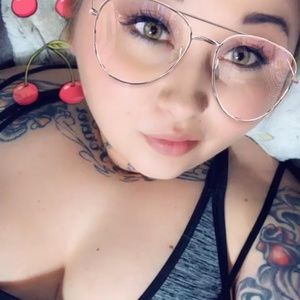 Meet your Posher, Ellie